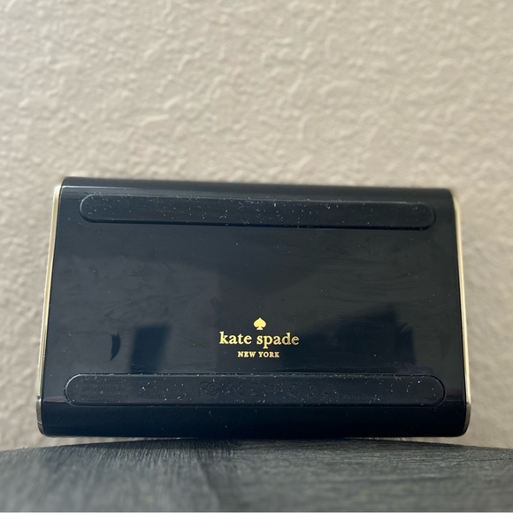 Kate Spade NY | Portable | Wireless | Bluetooth Speaker | Gold - Picture 8 of 15